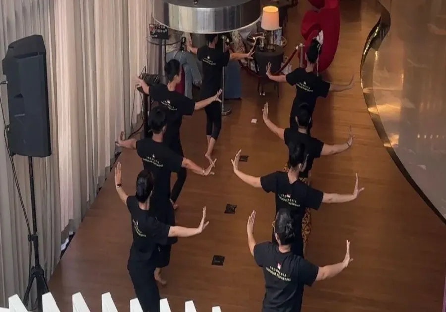 Brits Hotel Karawang Hadirkan Sentuhan Budaya Lewat Kolaborasi Bersama Sanggar Tari Puspawangi