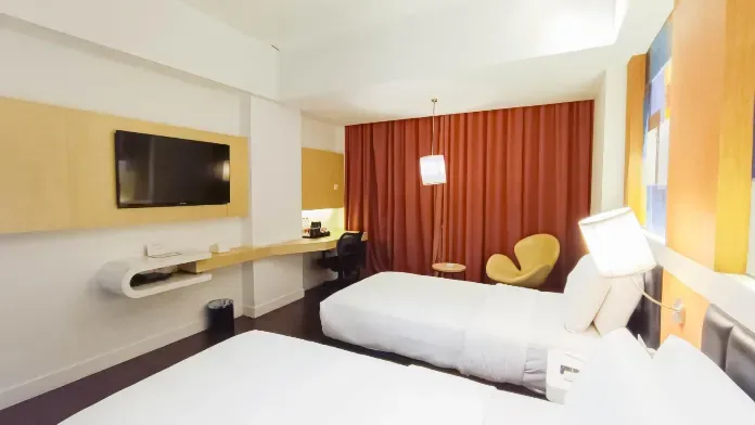 Business Twin Room