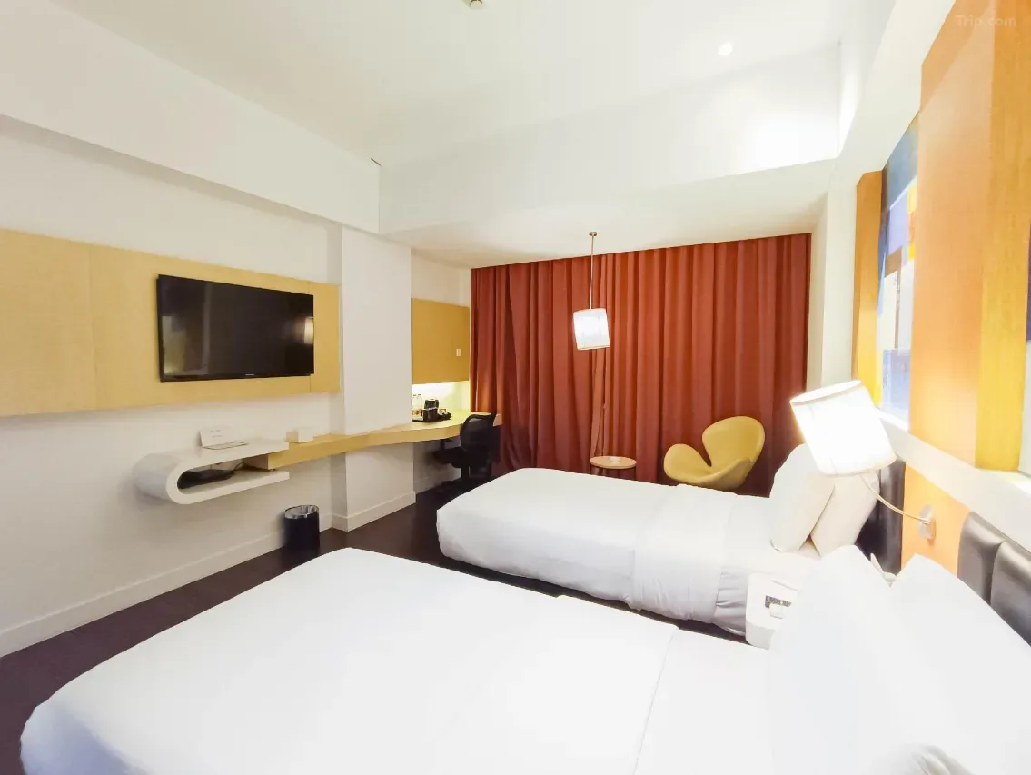 Business Twin Room